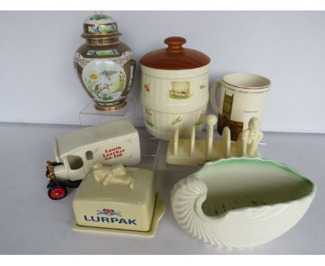 Mixed ceramic lot to include Aynsley barrel. Lurpack toast rack etc. see photos. 