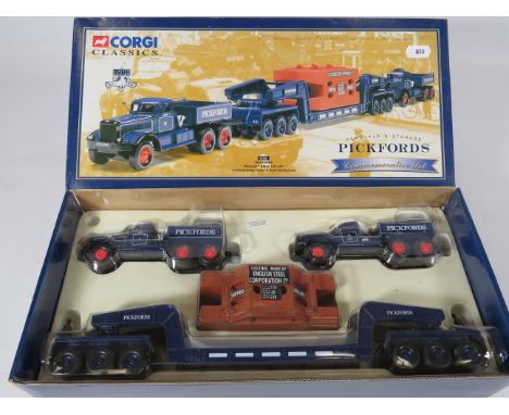 Corgi Classics 1:50 Scale boxed  1950's Pickfords Heavy Haulage set . Believed Complete.  Ex Display condition.  See photos. 