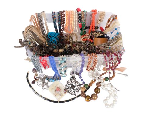 A quantity of costume jewellery, including Art Deco style paste earrings, pearl necklaces, bracelets, etc 