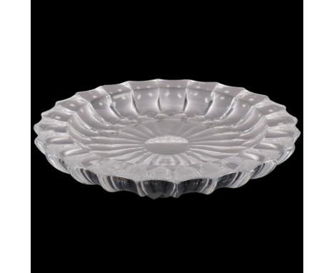 A large Orrefors Art glass table centrepiece, floral or sunburst design, signed to the base with ref. 2873, diameter 28.5cm 