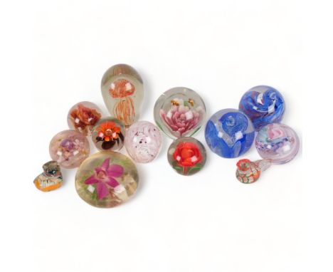 13 glass and other paperweights and animals, including Caithness and Adrian Sankey 