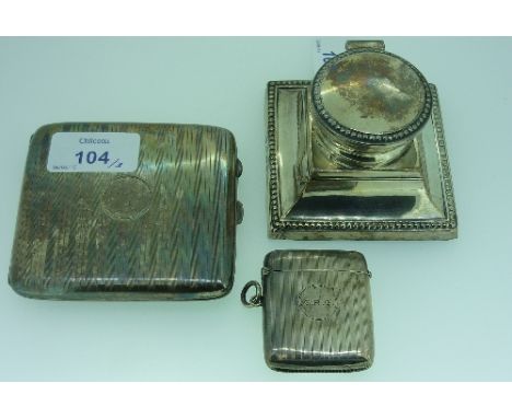 A George V silver Ink Pot, hallmarked Birmingham, 1911, of square form with hinged circular lid, 4¼in (11cm) wide, together w