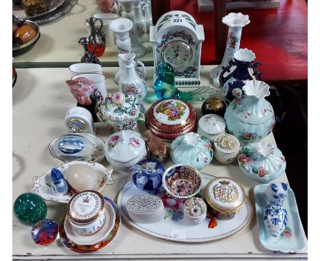 A Portmeirion “Botanic Garden” mantel clock, 6¼” high; a Royal Worcester “Wren” ornament (No. 3198); four glass ornaments; &a