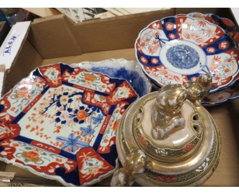A tray of Imari style ceramics and a ceramic censor 
