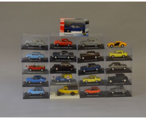 Quantity of assorted diecast model vehicles (mostly in plastic display cases) including: Metropole Collections Renault ACL Ro