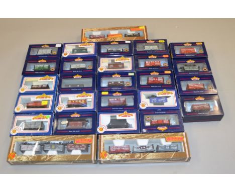 OO Gauge 33 x Bachmann boxed wagons & tank wagons. Includes 3 x coal trader classics triple packs. (total 33 wagons including