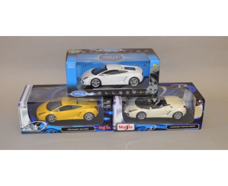 Three 1:18 scale diecast model vehicles including: 2x Maisto Lamborghini Gallardo/Spyder; Welly Lamborghini Gallardo LP560-4.