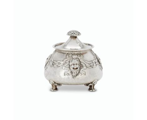AN ARTS AND CRAFTS HAMMERED SILVER CIRCULAR BOX AND COVER BY OMAR RAMSDEN & ALWYN CARRLONDON 1916Engraved Omar Ramsden et Alw