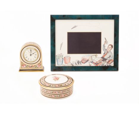 A WEDGWOOD MANTLE CLOCK AND OTHER ITEMS
Comprising: a Wedgwood mantle clock and a circular box and cover, both in the Clio pa