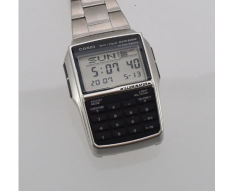 Casio-Herrenarmbanduhr Modell "Illuminator" Gehäuse mit Digitalanzeige und Tastenfeld, mehrere Funktionen u.a. Chronograph, A