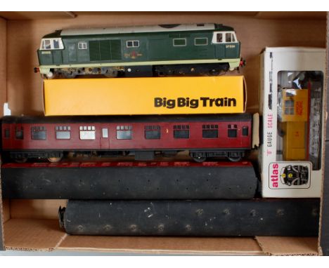 2x Lima overpainted bogie coaches (P) with a scratch built bogie coach (P) green BR loco No. D7026 (a/f) an Atlas yellow Unio