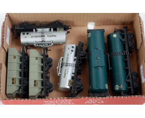 6 H-Dublo super detail wagons, two each hopper, ICI caustic liquor bogie tanks (plate bogies) traffic services tank, all (VG-