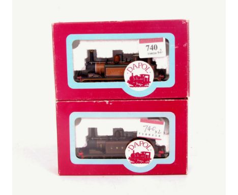 2 Dapol LBSCR Terrier 0-6-0T locos, No. 55 Stepney in light umber, and No. 662 in dark brown livery (M,BG)