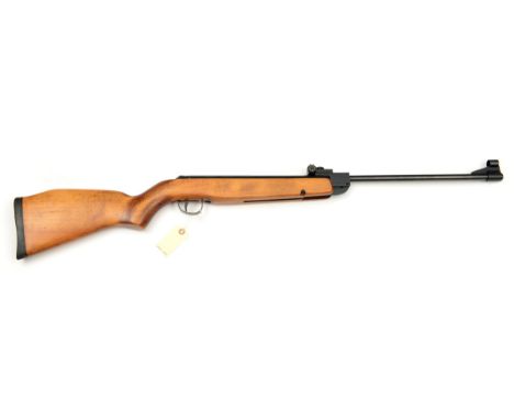 A .22” Webley Hawk Mk II break action air rifle,  the number illegible, with detachable interchangeable barrel, removable fro
