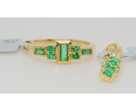 A 9ct emerald ring size N1/2, together with a matching pendant, weight together 3.5gms Condition Report:Available upon reques