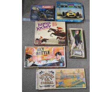 Assorted boxed vintage toys to include a Mattel Doctor Doolittle talking doll, "Sky Battle" and "Gunfight at the O.K. Corral"