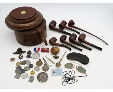An interesting mixed lot, comprising a Glasgow Agricultural Society medal by Muirhead and Son "Gained by David Morton, Auchin