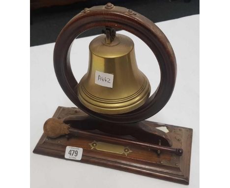 VINTAGE OAK &amp; BRASS MOUNTED BRASS SHIPS STYLE BELL WITH STRIKER