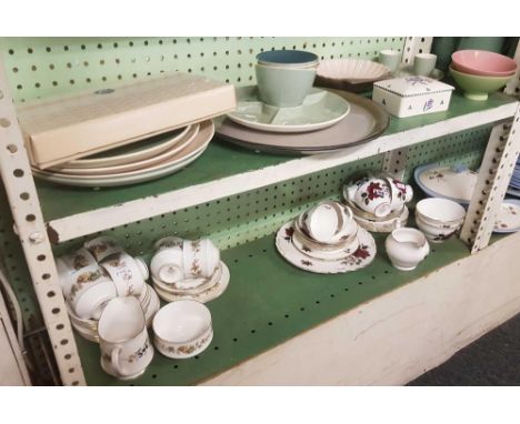 POOLE POTTERY &amp; SHELF OF ROYAL STANDARD TEA WARE &amp; COLCLOUGH TEA WARE