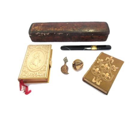 A quantity of small collectables, including a Victorian ivory clad bible (12cm), a Japanese ivory netsuke carved with a turtl