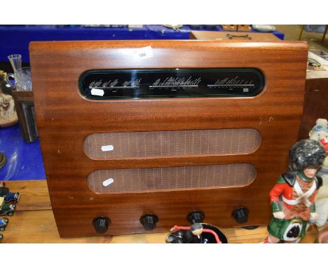 A vintage mahogany cased Murphy radio
