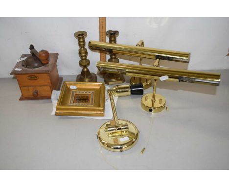 Mixed Lot: Vintage coffee grinder, picture lights, brass candlesticks, small framed I picture