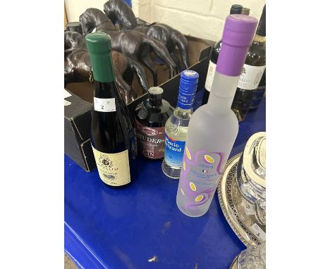 Mixed Lot: Four bottles of Studders Swiss Highland Sloe Gin, bottle of Egnis French Grain Vodka and two further bottles (4)