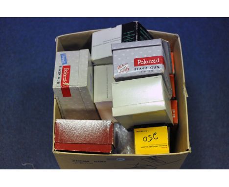 Various Polaroid Cameras & Projection Lenses, some boxed examples (a lot)