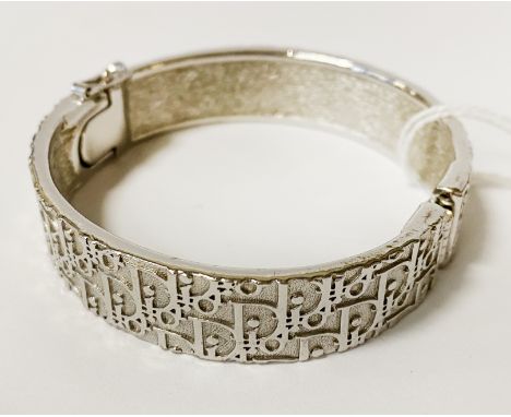 CHRISTIAN DIOR BANGLE