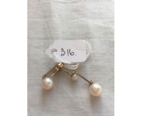 A pair of pearl drop earrings 9ct