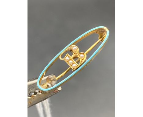 A enamel and pearl initial B brooch 15ct gold   1.5 gms