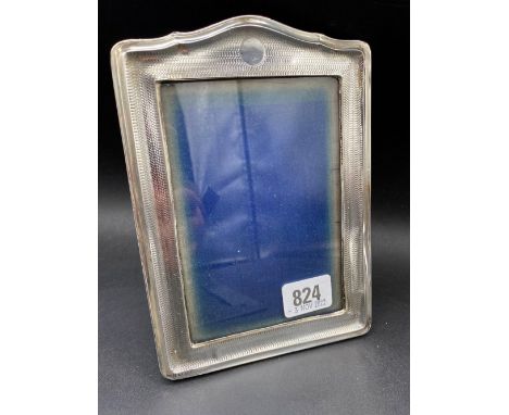Arched top photo frame, engine turned 7.5 inch high. Birmingham 1911