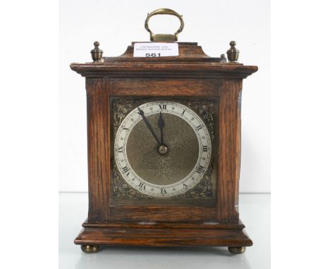 A Smiths mantel clock, 22cm high