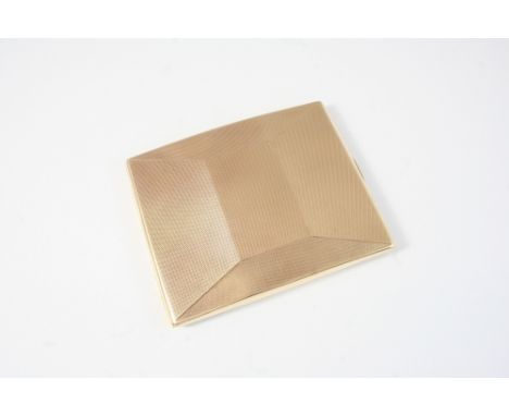 A 9CT. GOLD CIGARETTE CASE of rectangular shape, with engine turned decoration to both cases, hallmarked for Birmingham 1930,