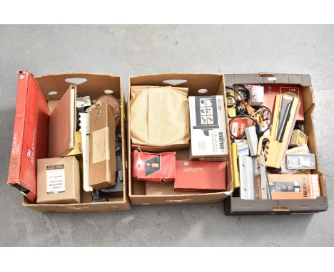 A Quantity of Darkroom Printing Equipment, including an Access Enlarging Timer, a Paterson Darkroom Safelight, a Paterson CdS