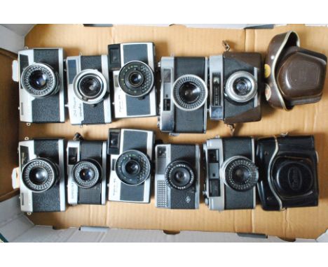 A Tray of 35mm Viewfinder Cameras,  including cameras from Agfa, Fujica, Halina, Minolta, Olympus, Petri, Yashica and Zeiss I