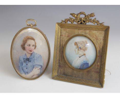 English school (19th century),A tondeau portrait miniature depicting a young lady in profile with lace cap and collar,Waterco