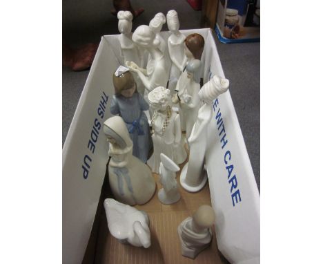 Lladro matt finished figure of a kneeling girl and a quantity of other similar figures together with a collection of other wh