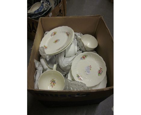 20th Century Coalport relief moulded porcelain tea service with floral decoration