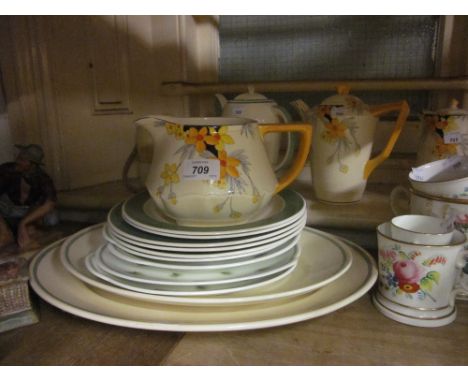 Quantity of various Susie Cooper dinner, tea and coffee ware together with a Crown Ducal Art Deco part teaset and a Grays pot