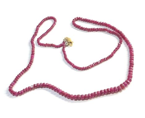 18ct gold clasp ruby necklace 