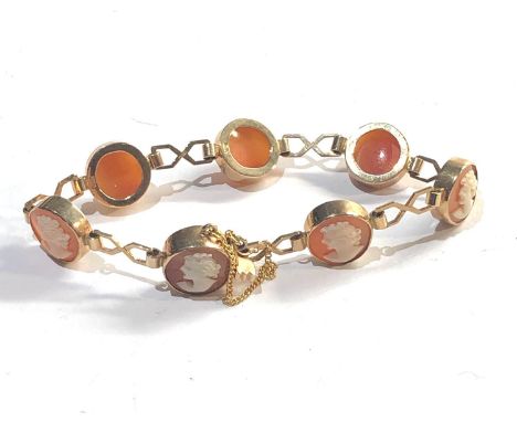 Vintage 9ct gold cameo bracelet weight 14g 