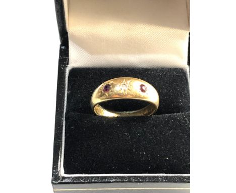 18ct gold diamond and garnet ring ring size approx q/r 