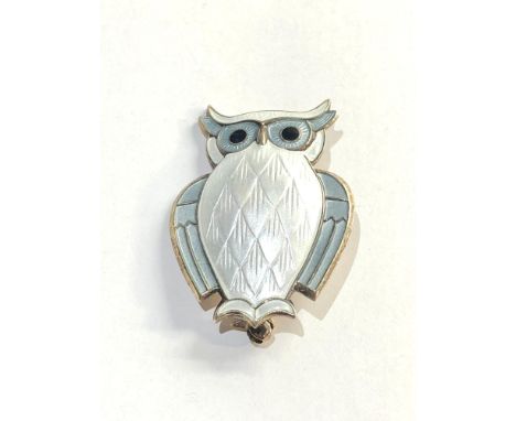 Silver &amp; Enamel David Andersen owl brooch, this brooch is in good overall condition 