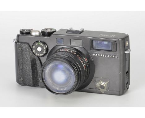 A Hasselblad Xpan Rangefinder Camera, black, serial no. 11EE13788, with Hasselblad f/4 45mm lens, serial no. 8YEE13804, body,