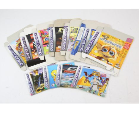 Game Boy Advance 7 Flat Boxes & 4 manualsThis lot contains 7 original and official flat boxes for the Game Boy Advanced and 4