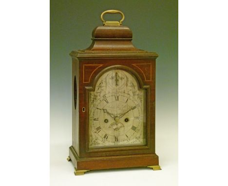 George III mahogany cased bracket clock by John Muzzell of Southampton, pagoda top case with brass handle, arch shaped glazed