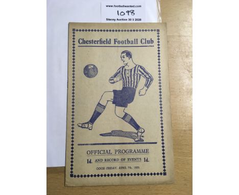38/39 Chesterfield v Newcastle United Football Programme: Dated 7 4 1939 in very good condition with no team changes.