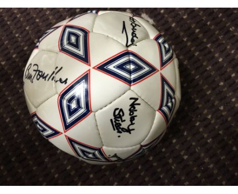 1968 Manchester United European Cup Winners Signed Football: Genuine item collected by vendor who used to arrange dinners in 