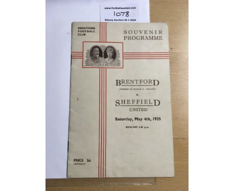 34/35 Brentford v Sheffield United Football Programme: Dated 4 5 1935 in very good condition with no team changes. Souvenir p